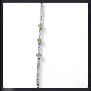 Elegant Clover Women's Bracelet